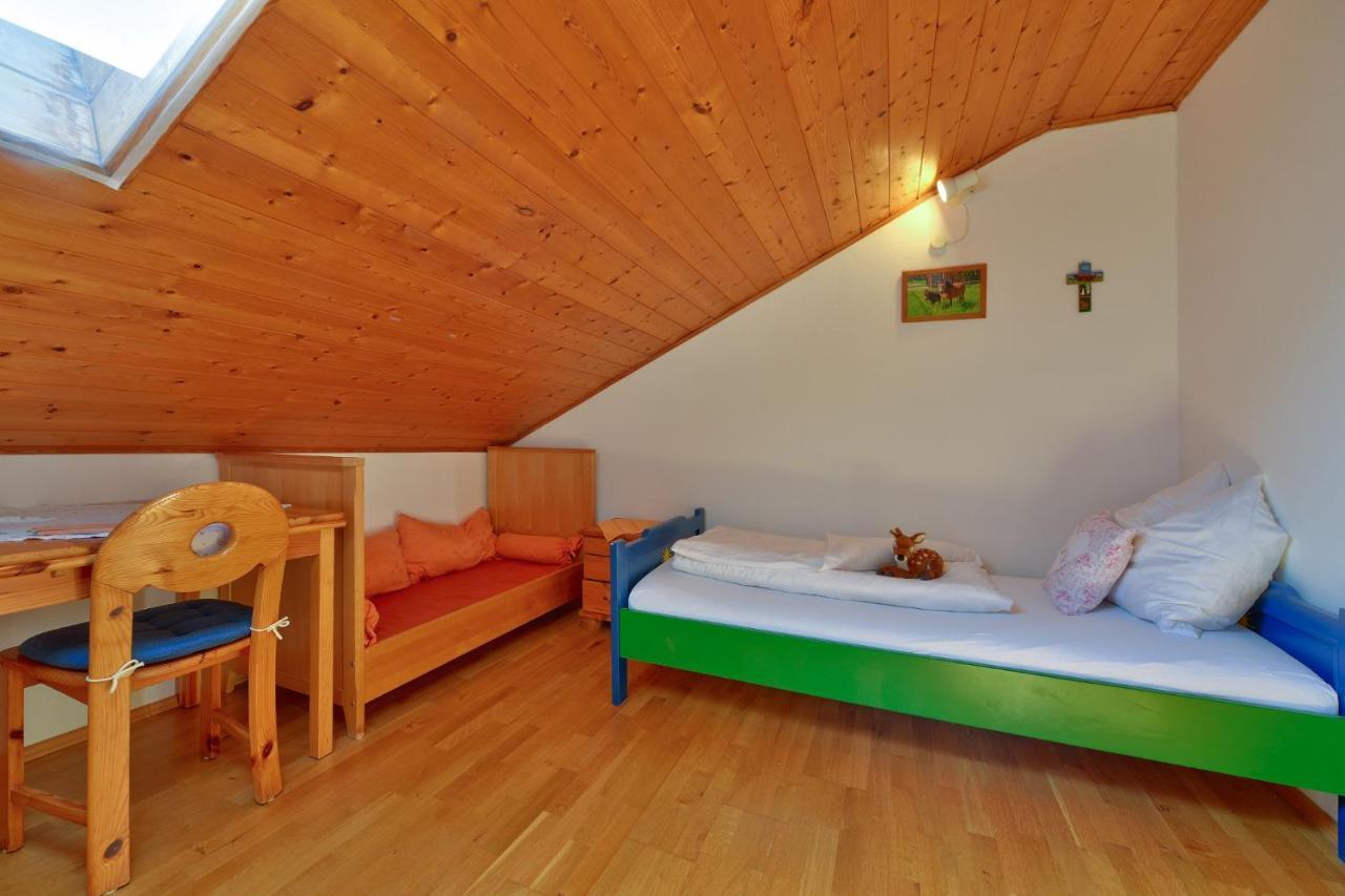 Gilg-Kraeuterhof Apartment Schnaitsee ภายนอก รูปภาพ