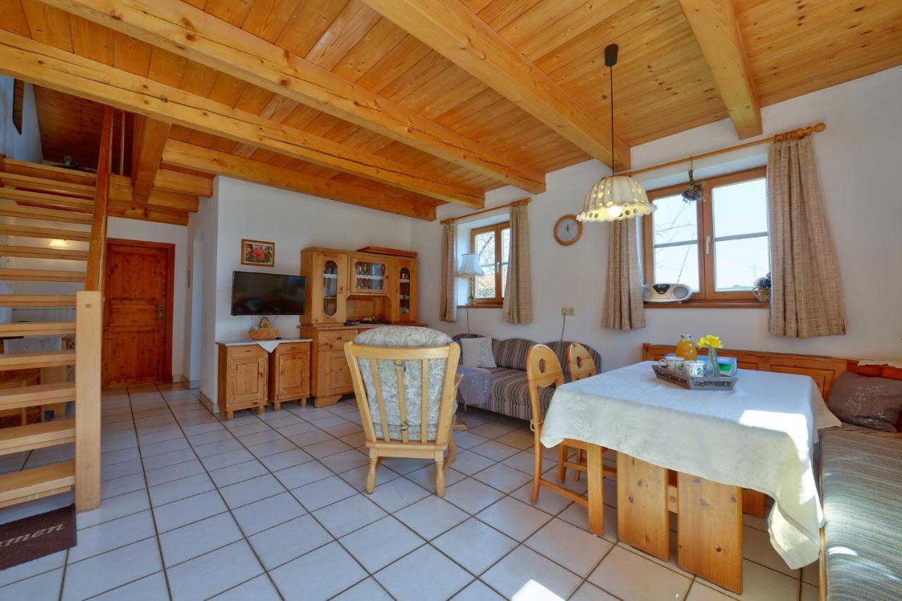 Gilg-Kraeuterhof Apartment Schnaitsee ภายนอก รูปภาพ